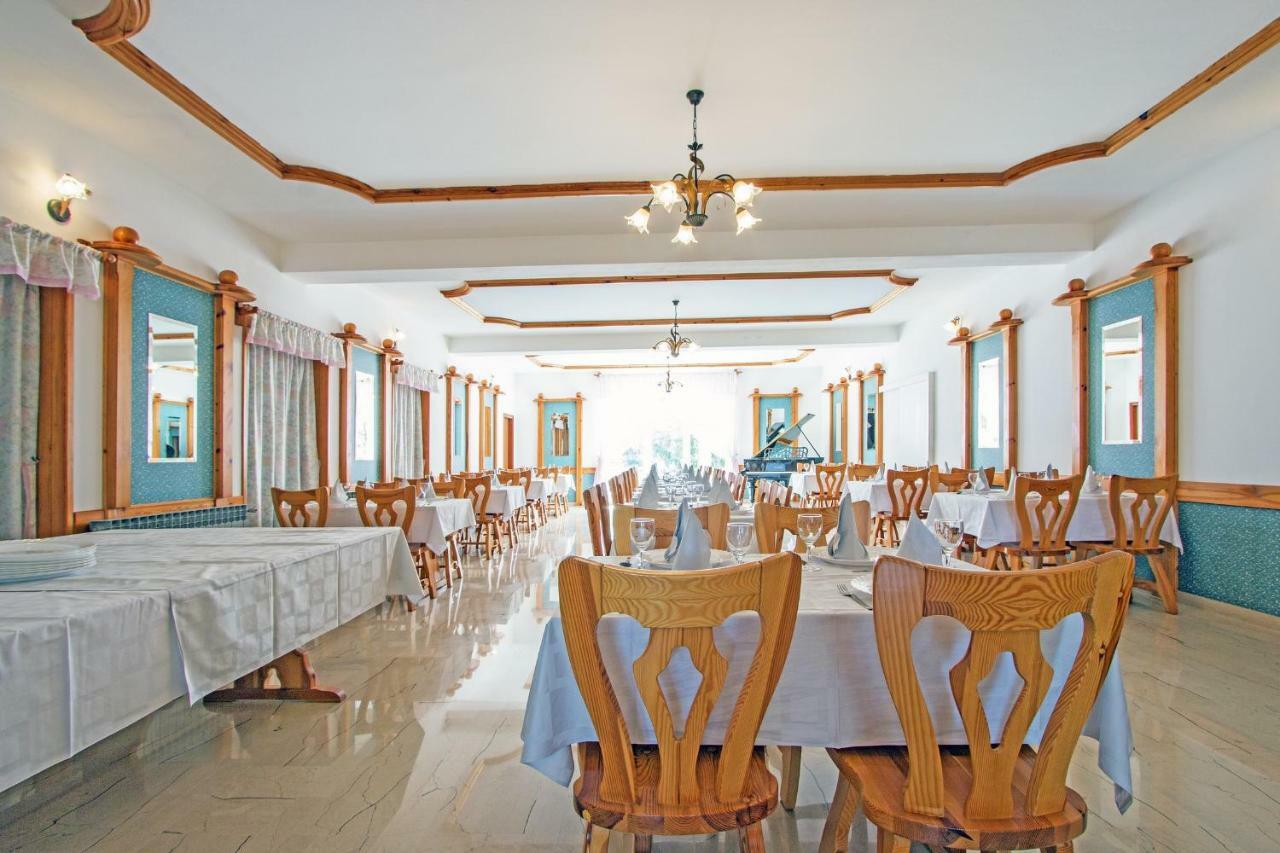 Отель Pansion Oliva Крница Экстерьер фото